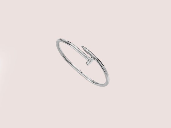 Moissanite bangle silver