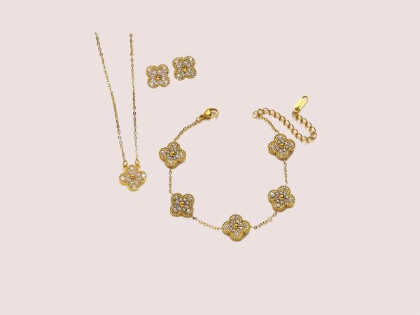 3 piece clover set stone gold