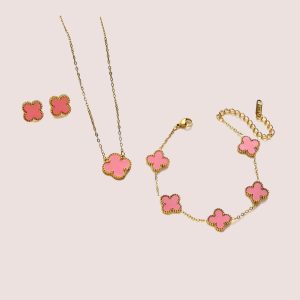 3 piece clover set pink