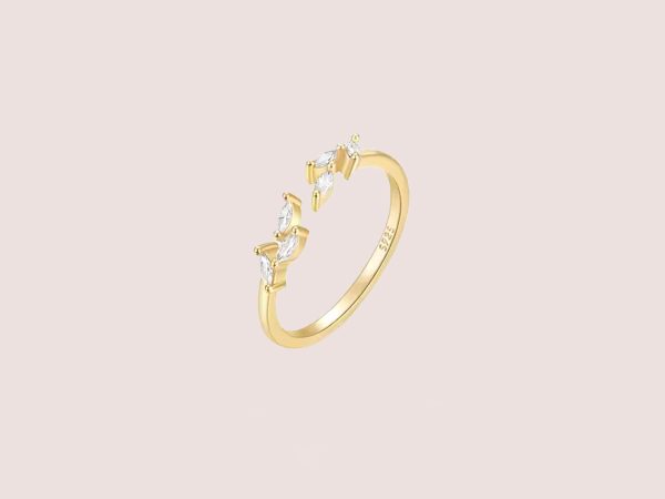 white zircon dainty ring