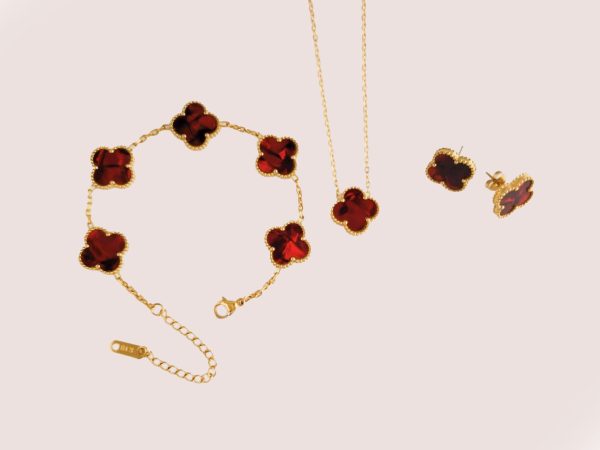 Shiny Red Clover Set