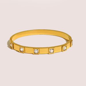 circle cubic zirconia bangle in gold