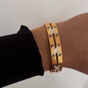 bow bangle