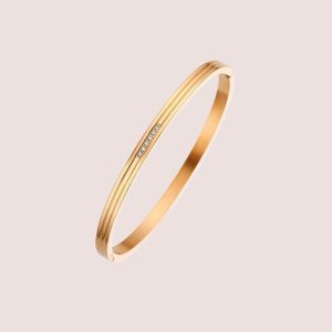 grooved zircon bangle