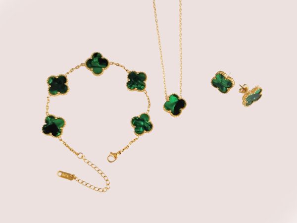 Shiny Green Clover Set